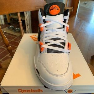 Reebok Pump Omni Zone II White/Black/Orange NIB
